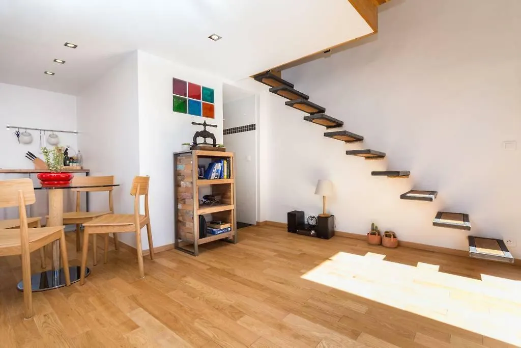 Apartment Le Noble In Scenic Villefranche Sur Mer France